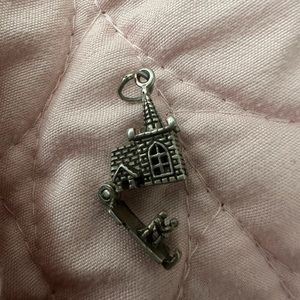 Nuvo Opening English Steeple Church Sterling Silver Vintage Bracelet Charm 2.4g